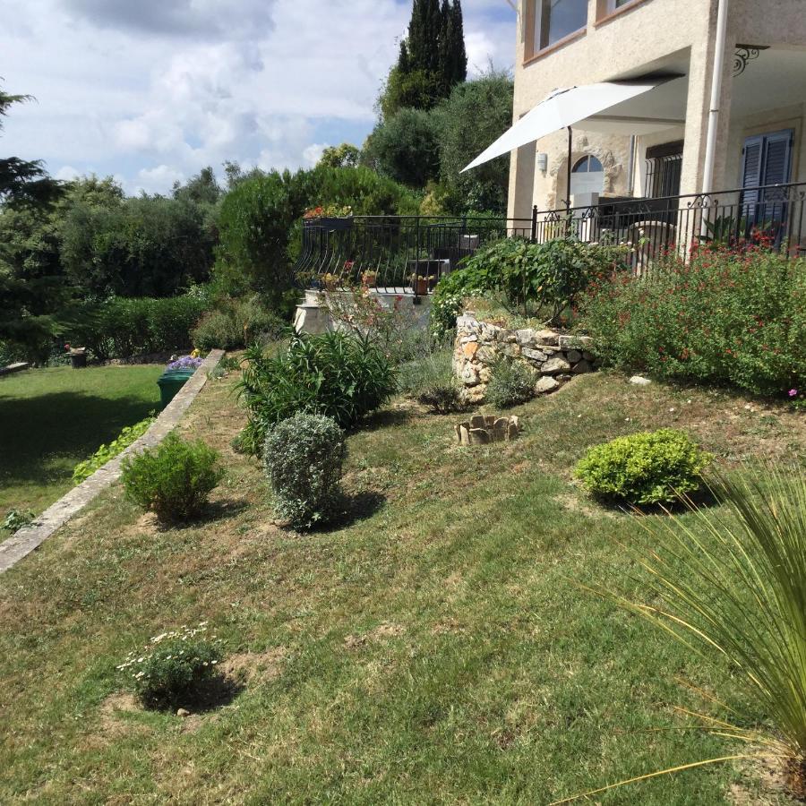 Bed and Breakfast La Tourrette Tourrettes-sur-Loup Exterior foto