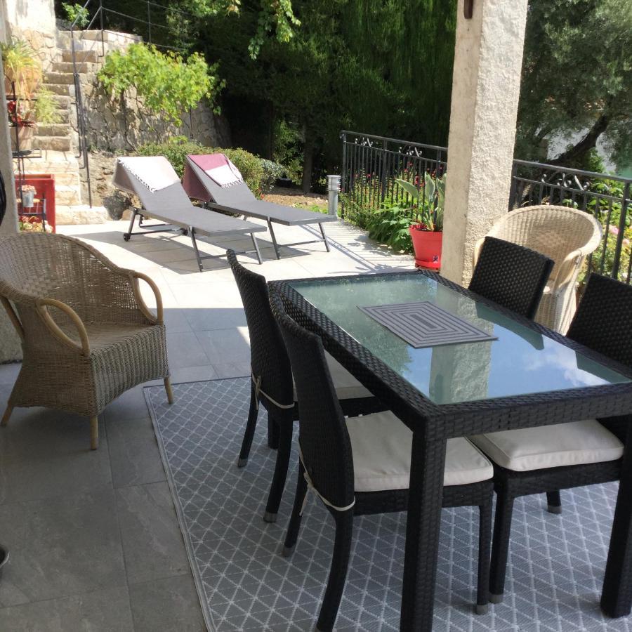 Bed and Breakfast La Tourrette Tourrettes-sur-Loup Exterior foto