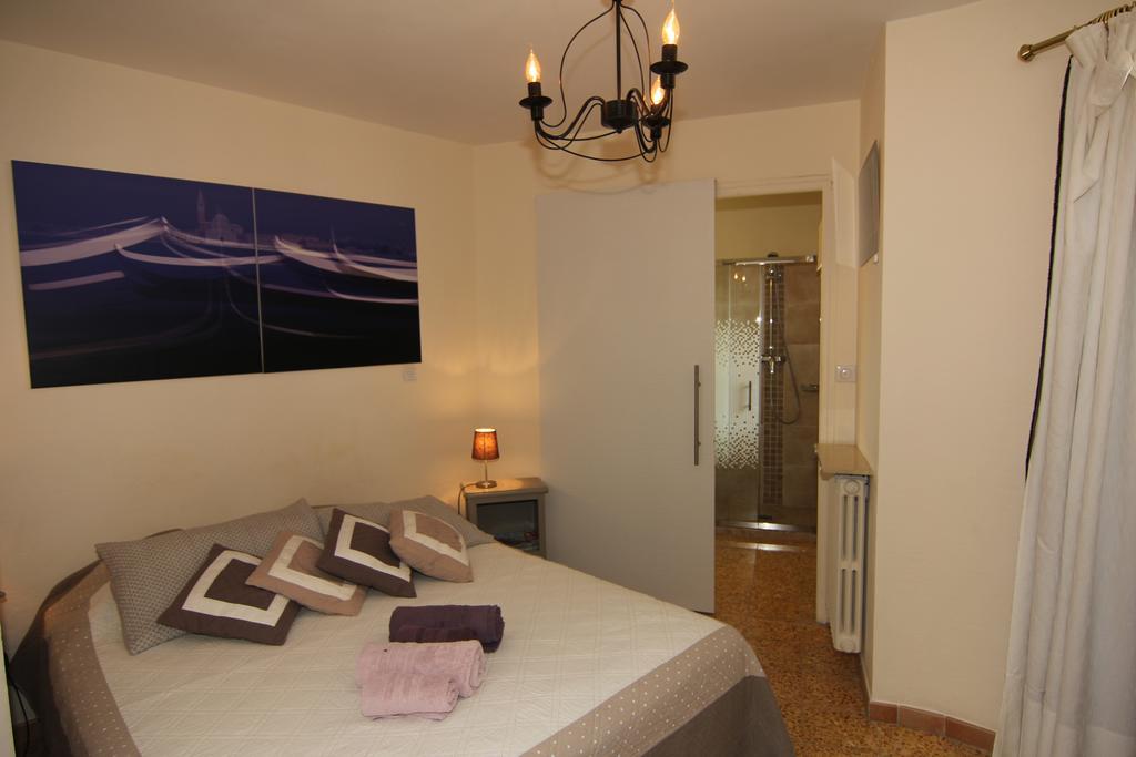Bed and Breakfast La Tourrette Tourrettes-sur-Loup Exterior foto