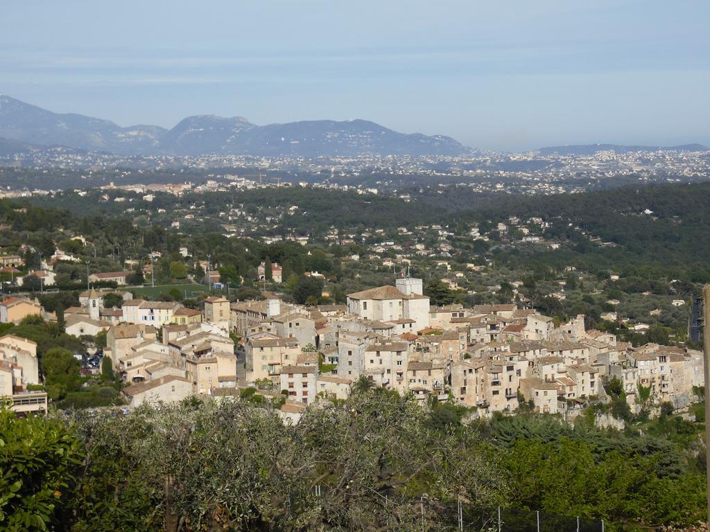 Bed and Breakfast La Tourrette Tourrettes-sur-Loup Exterior foto